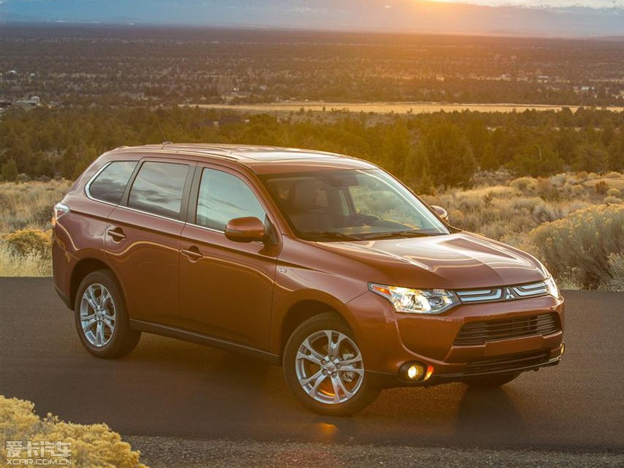 2014W{£Mڣ US-Version