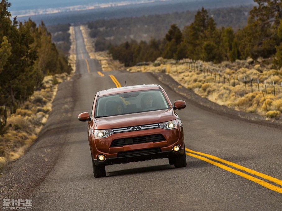 2014W{£Mڣ US-Version