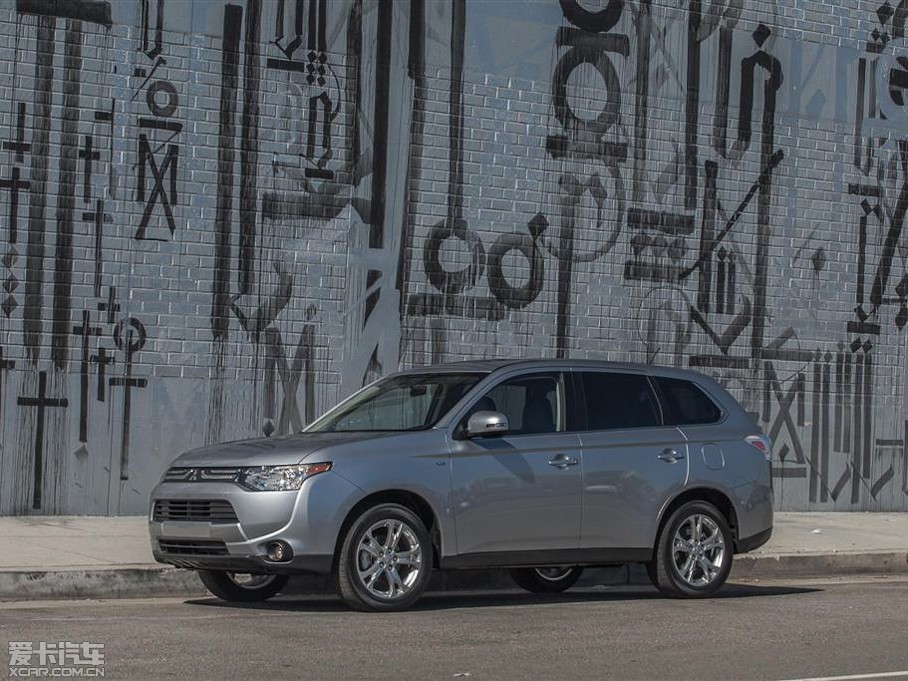 2014W{£Mڣ US-Version