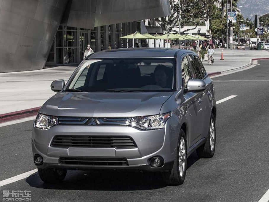 2014W{£Mڣ US-Version