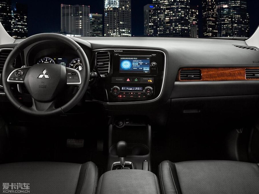 2014W{£Mڣ US-Version