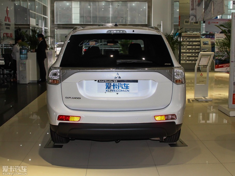 2014W{£Mڣ 2.4L (q)Aֵ 7