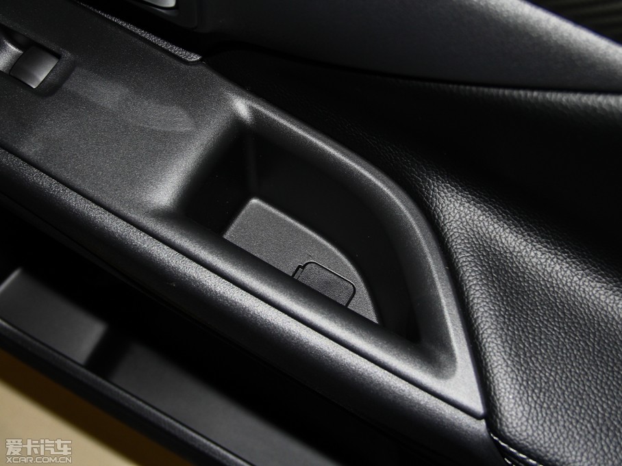 2014W{£Mڣ 2.4L Aֵ 7