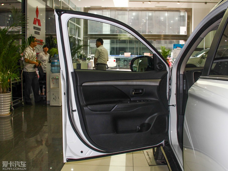 2014W{£Mڣ 2.4L Aֵ 7