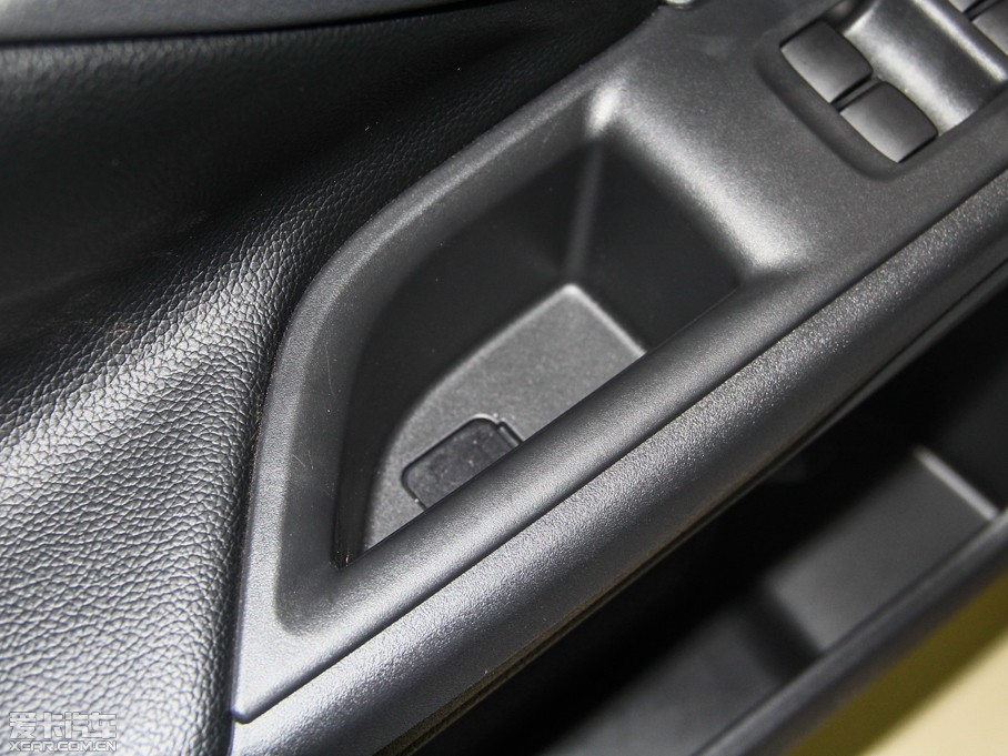 2014W{£Mڣ 2.4L Aֵ 7