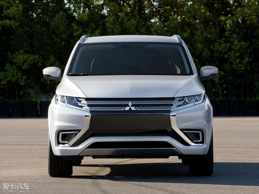 2014W{£Mڣ PHEV Concept-S