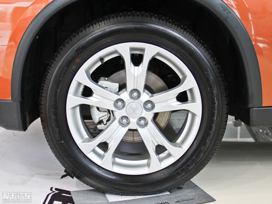 2014W{£Mڣ 2.4L Aֵ 5