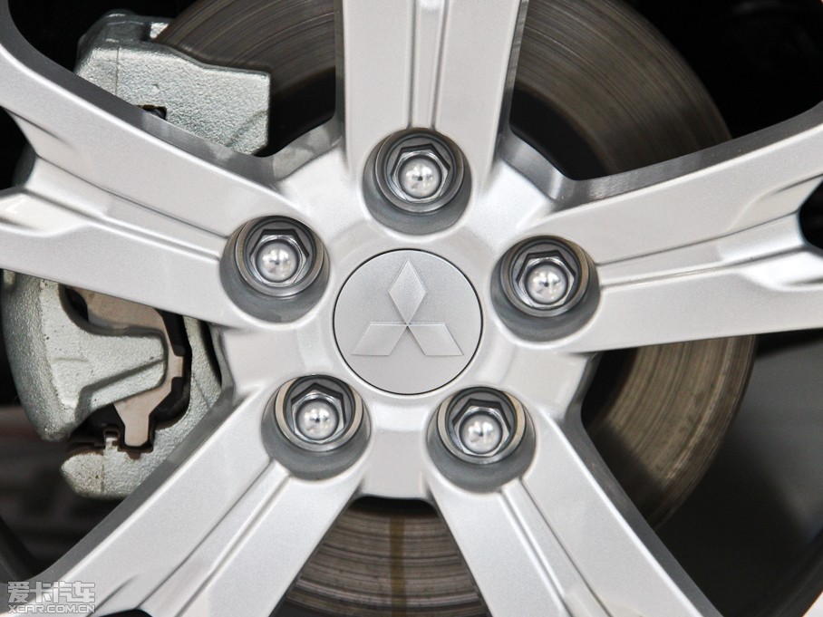 2014W{(ln)£M(jn)ڣ 2.4L (q)Aֵ 5