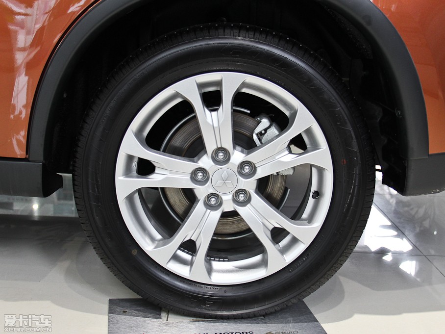 2014W{£Mڣ 2.4L Aֵ 5