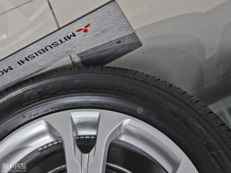 2014W{£Mڣ 2.4L Aֵ 5