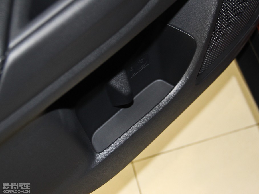 2014W{£Mڣ 2.4L (q)Aֵ 5