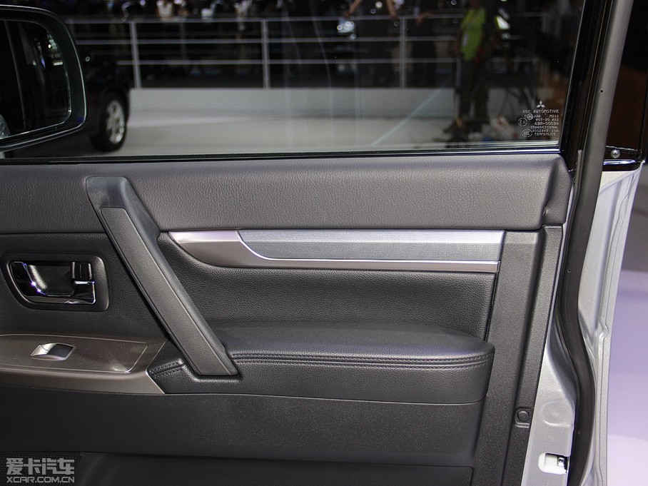 2015_(M(jn)) 3.0L ӢԽ (gu)V