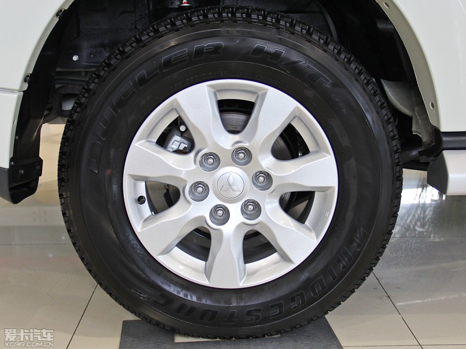 2015_(M(jn)) 3.0L ӢԽ (gu)V