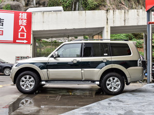 2015款3.0L 精英版 国IV 正侧（左）