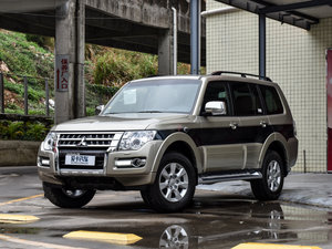 2015款3.0L 精英版 国IV 左前45度