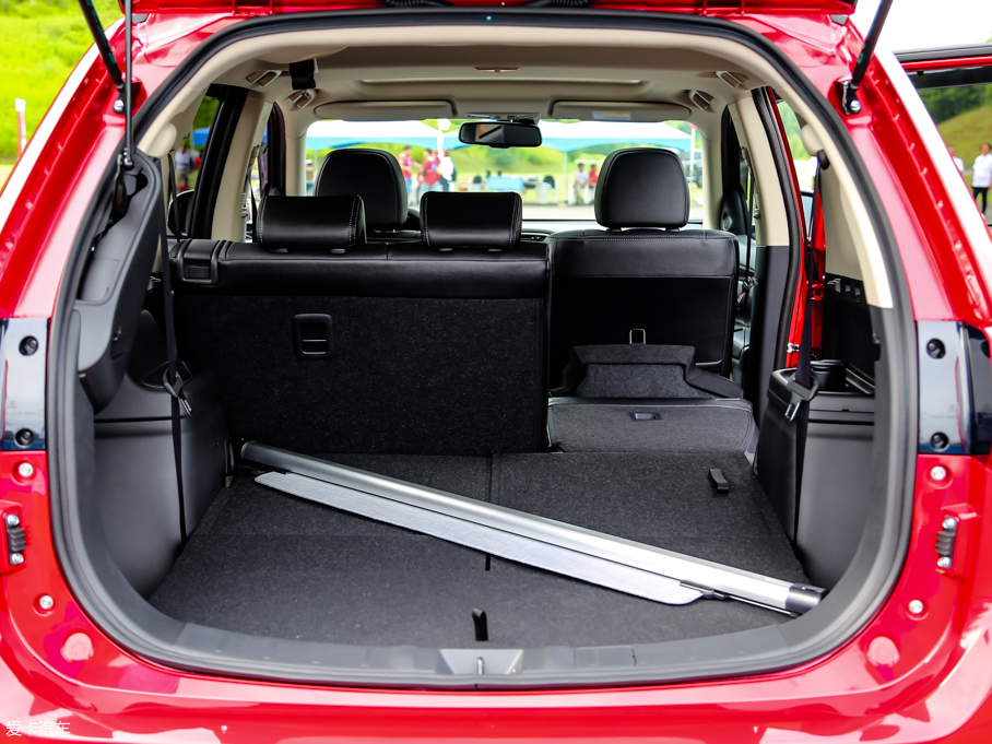 2016W{(ln)£M(jn)ڣ 2.4L (q)ŞGT 7