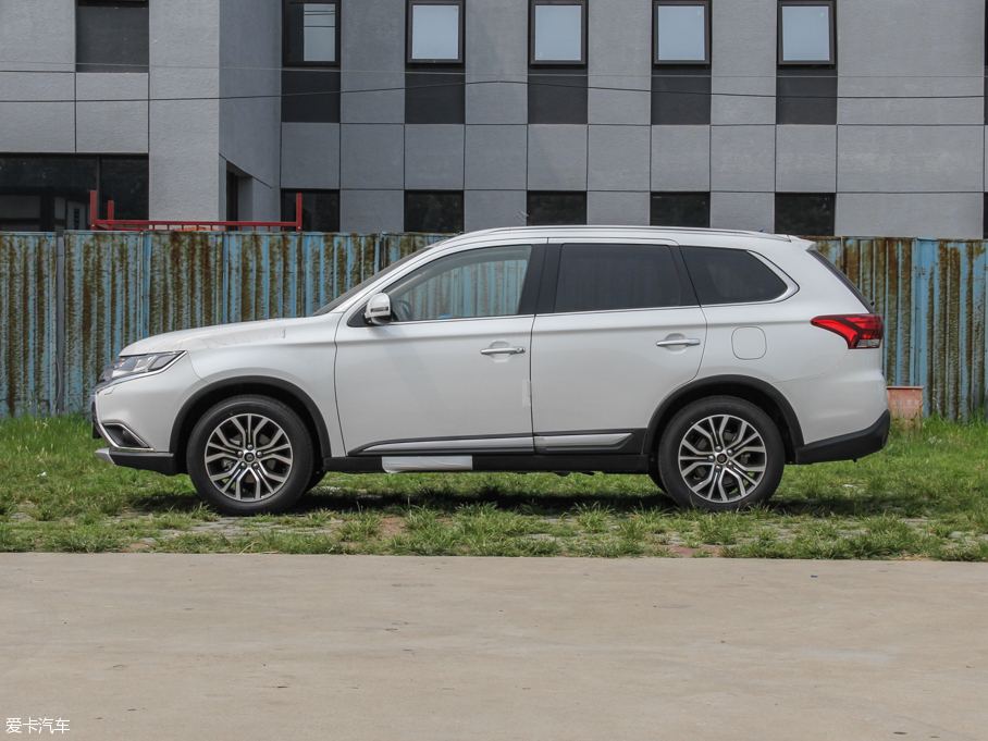 2016W{£Mڣ 2.4L 򌾫Ӣ 5