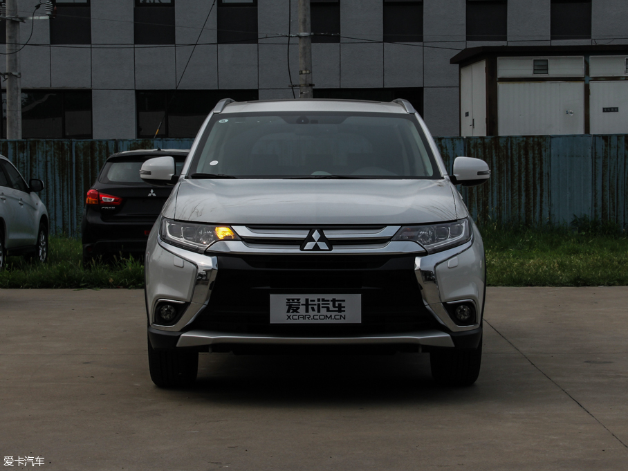 2016W{(ln)£M(jn)ڣ 2.4L (q)Ӣ 5