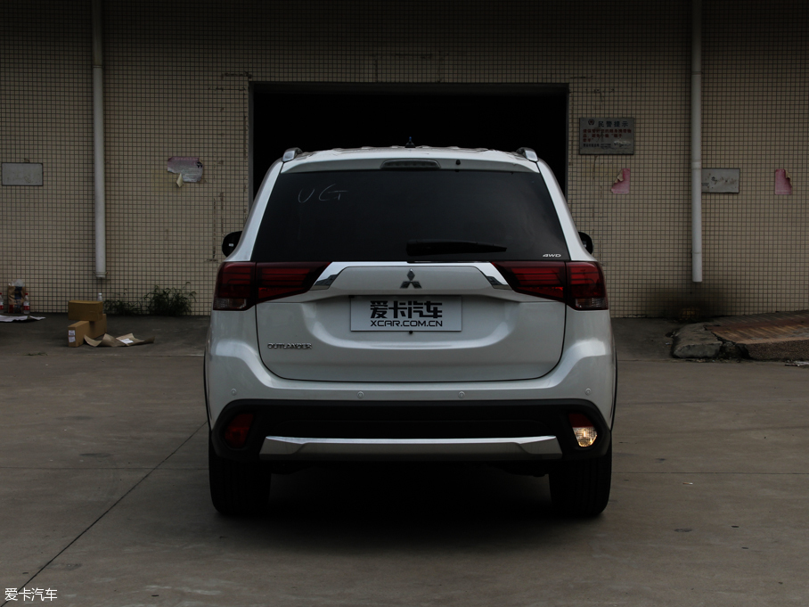 2016W{(ln)£M(jn)ڣ 2.4L (q)Ӣ 5