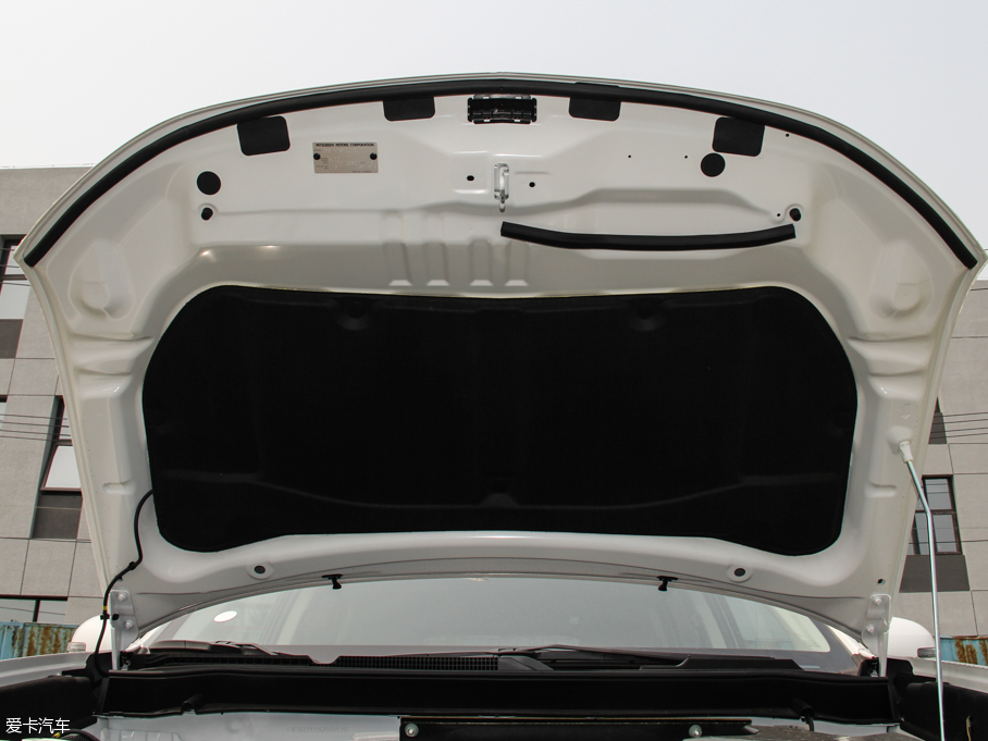 2016W{(ln)£M(jn)ڣ 2.4L (q)Ӣ 5