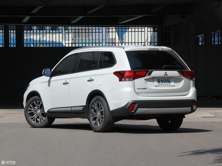 2016W{£Mڣ 2.4L 򌾫Ӣ 7