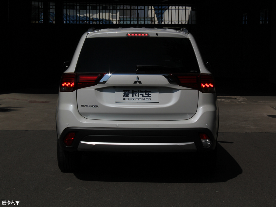 2016W{£Mڣ 2.4L 򌾫Ӣ 7