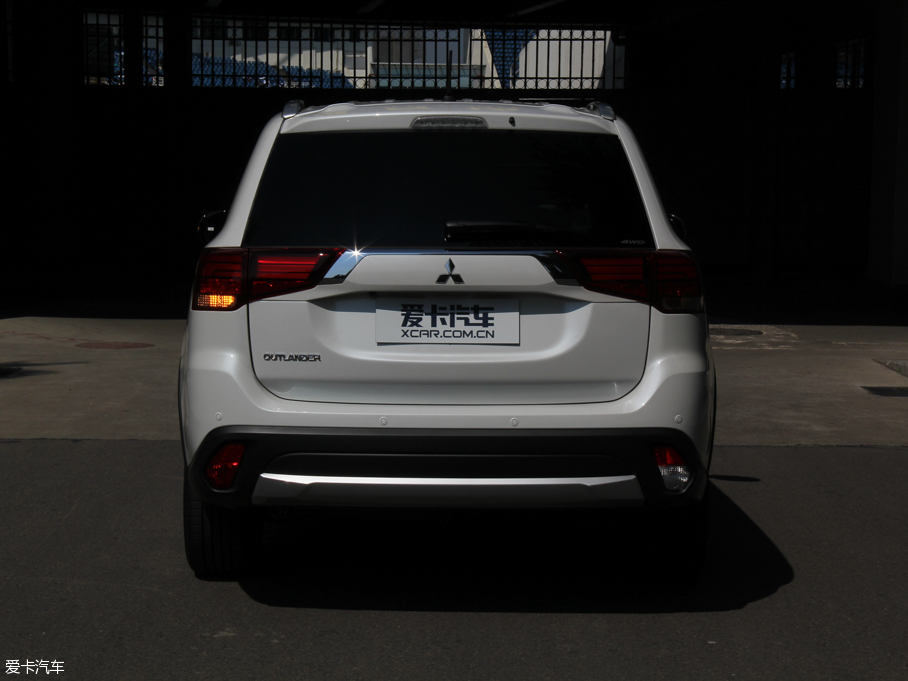 2016W{£Mڣ 2.4L (q)Ӣ 7