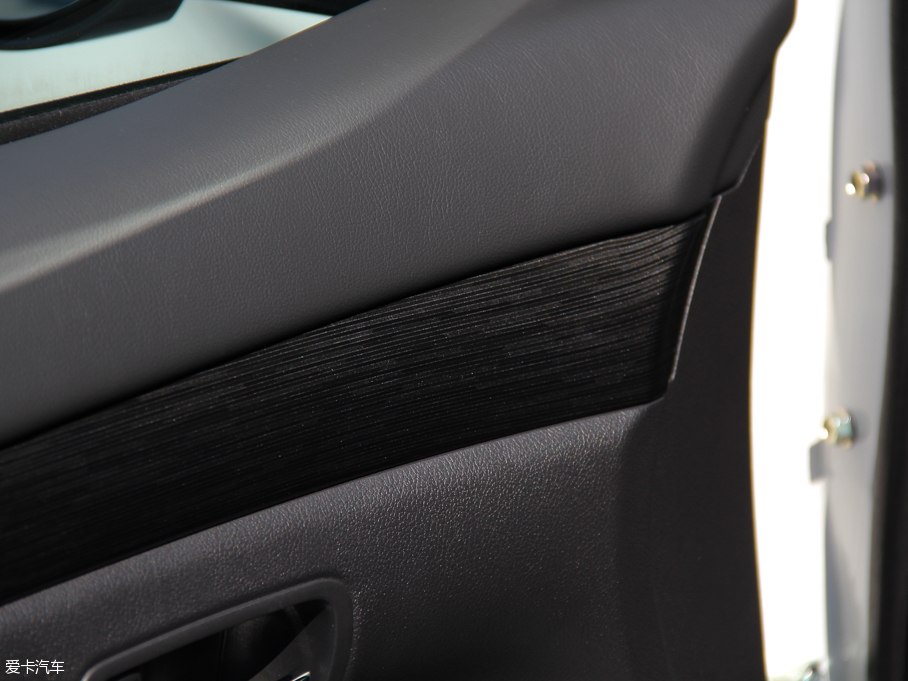 2016W{£Mڣ 2.4L 򌾫Ӣ 7