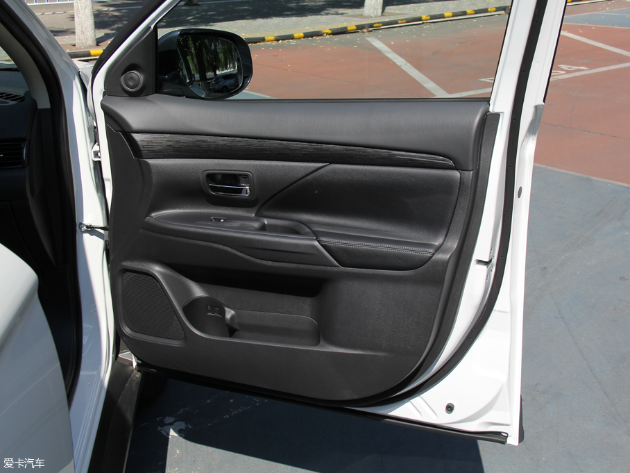 2016W{(ln)£M(jn)ڣ 2.4L (q)Ӣ 7