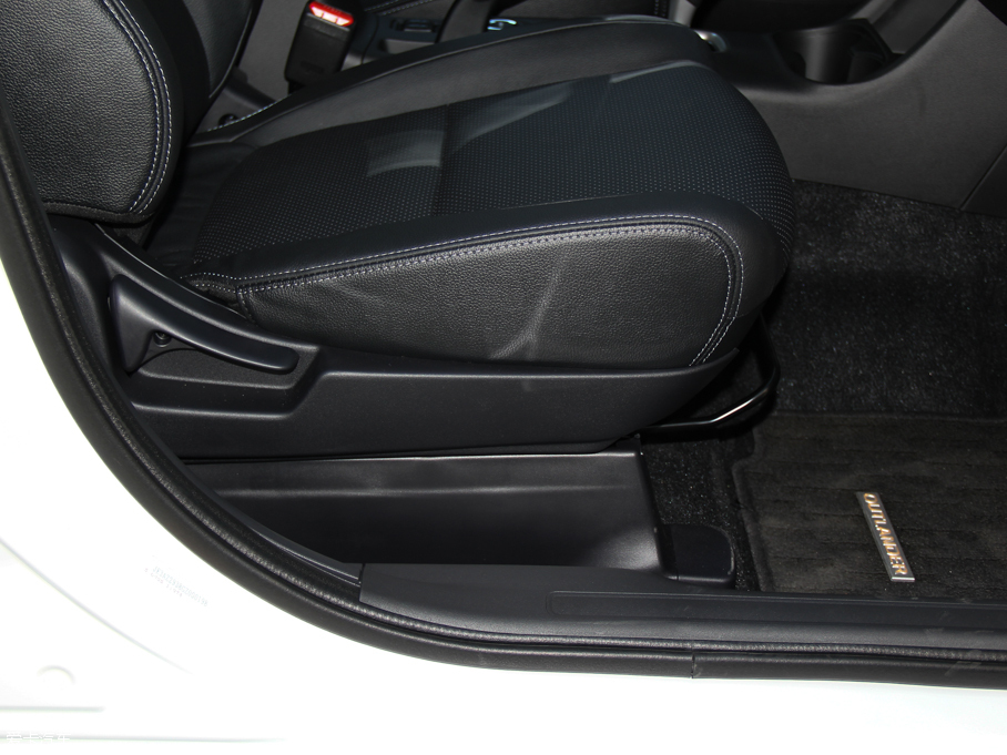 2016W{£Mڣ 2.4L 򌾫Ӣ 7