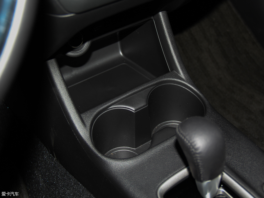 2016W{£Mڣ 2.4L 򌾫Ӣ 7