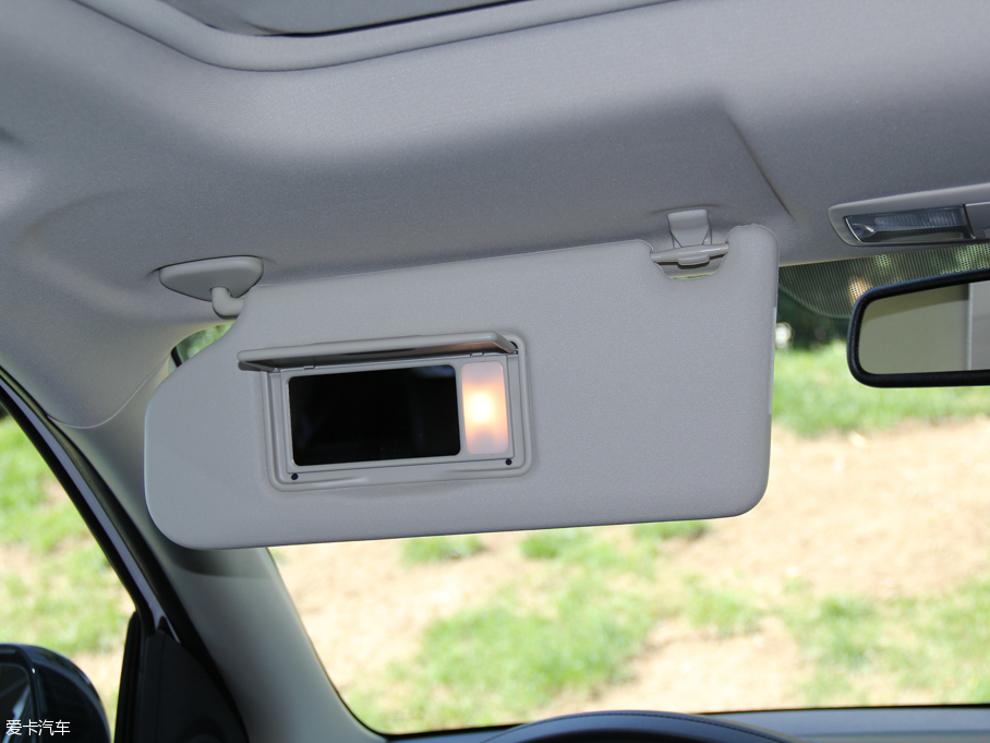 2016W{£Mڣ 2.4L 򌾫Ӣ 7