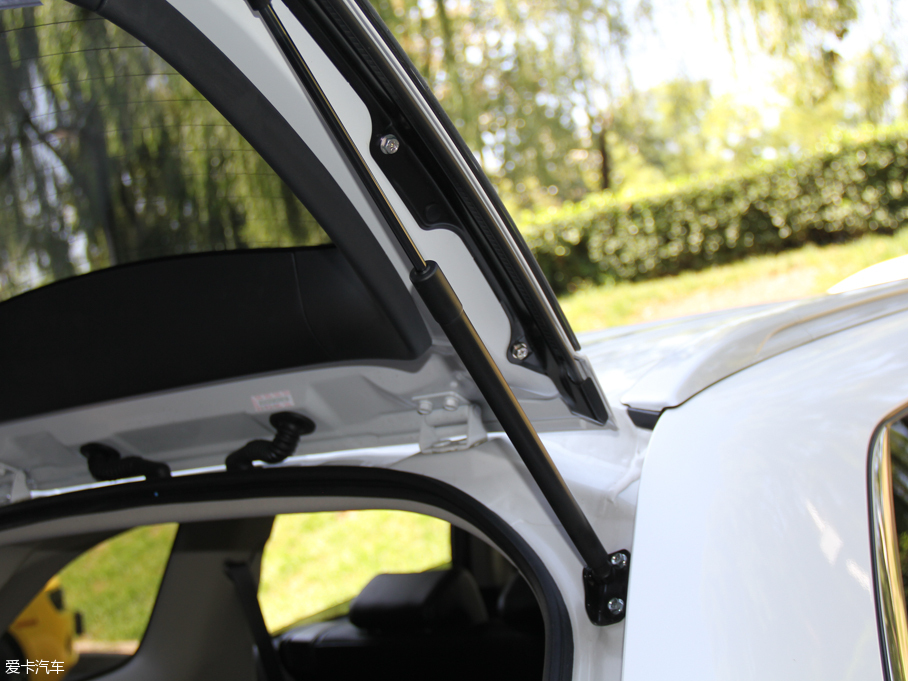 2016W{£Mڣ 2.4L 򌾫Ӣ 7