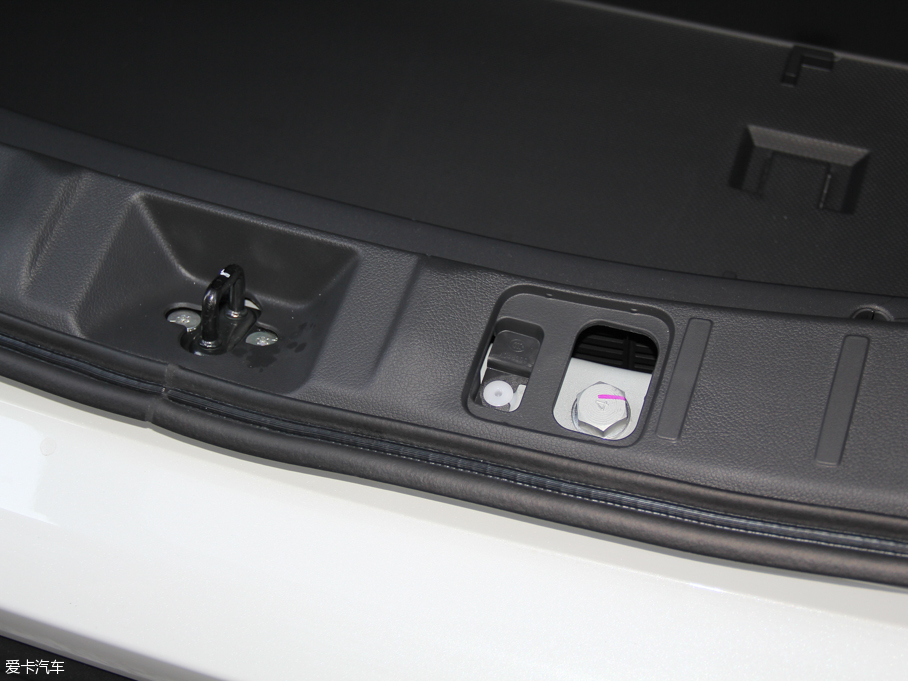 2016W{£Mڣ 2.4L 򌾫Ӣ 7