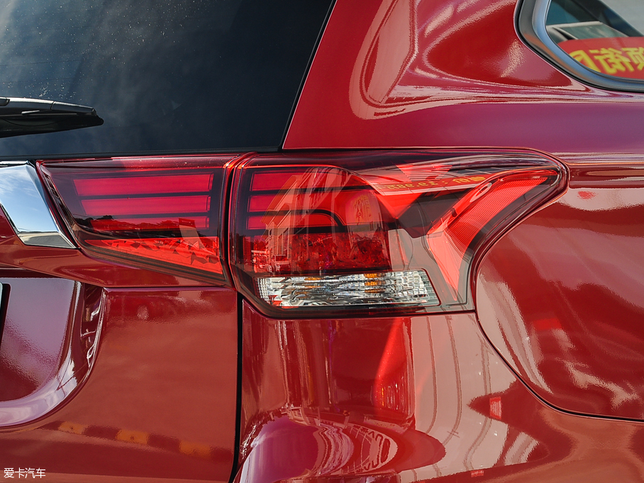 2016W{£Mڣ 2.0L ֵ 5