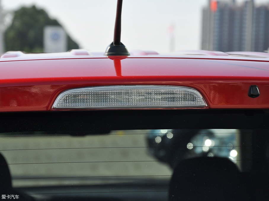 2016W{(ln)£M(jn)ڣ 2.0L (q)ֵ 5