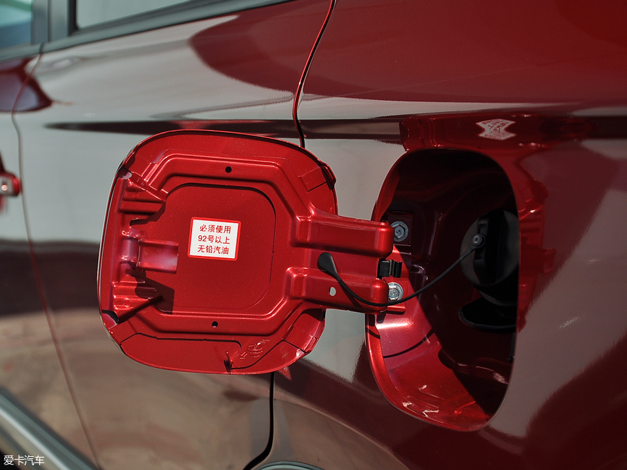 2016W{£Mڣ 2.0L (q)ֵ 5