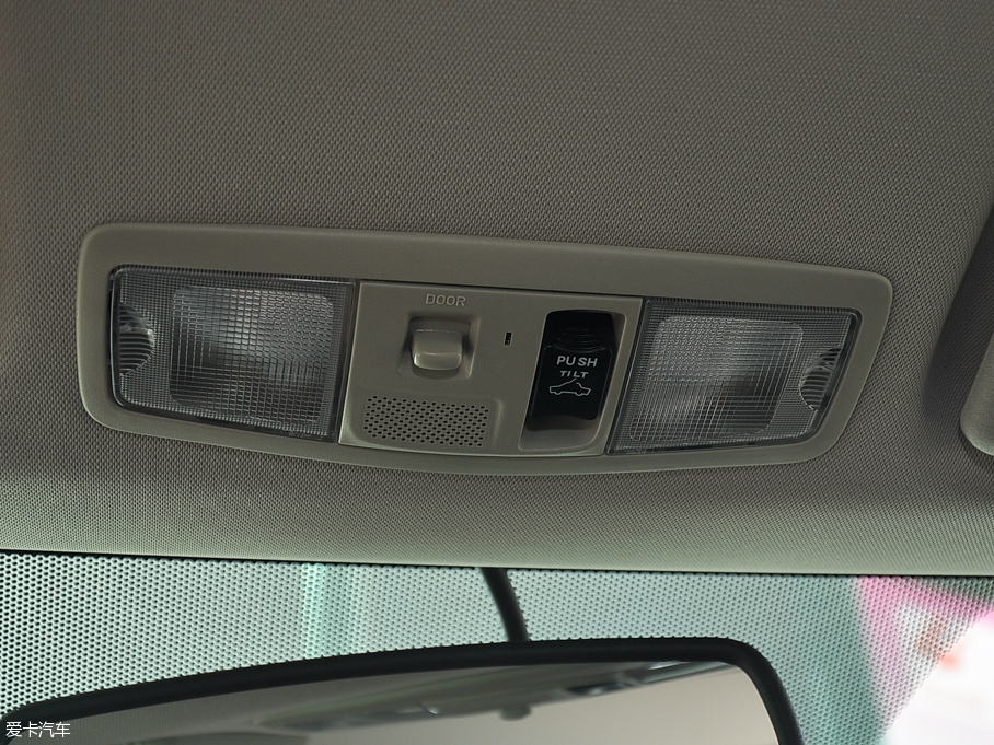 2016W{£Mڣ 2.0L ֵ 5