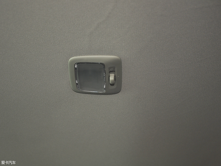 2016W{£Mڣ 2.0L ֵ 5