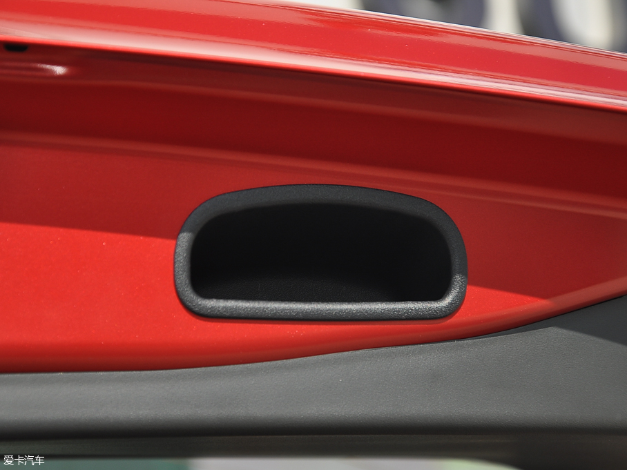 2016W{£Mڣ 2.0L ֵ 5