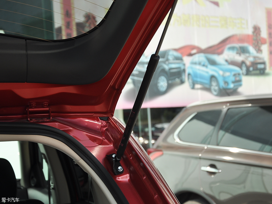 2016W{£Mڣ 2.0L ֵ 5