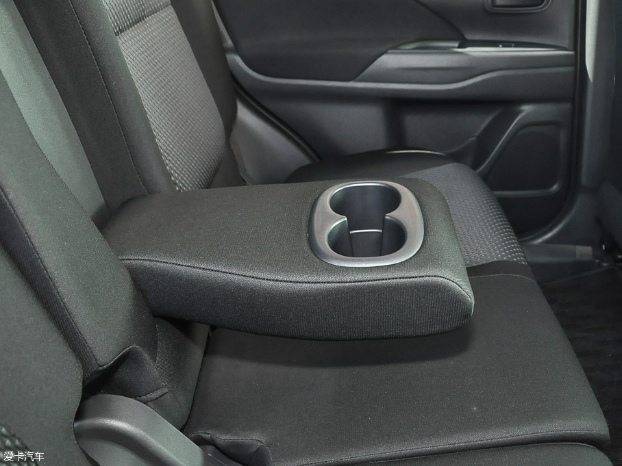 2016W{£Mڣ 2.0L ֵ 5