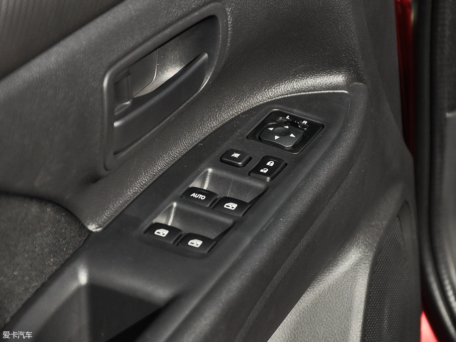 2016W{£Mڣ 2.0L ֵ 5