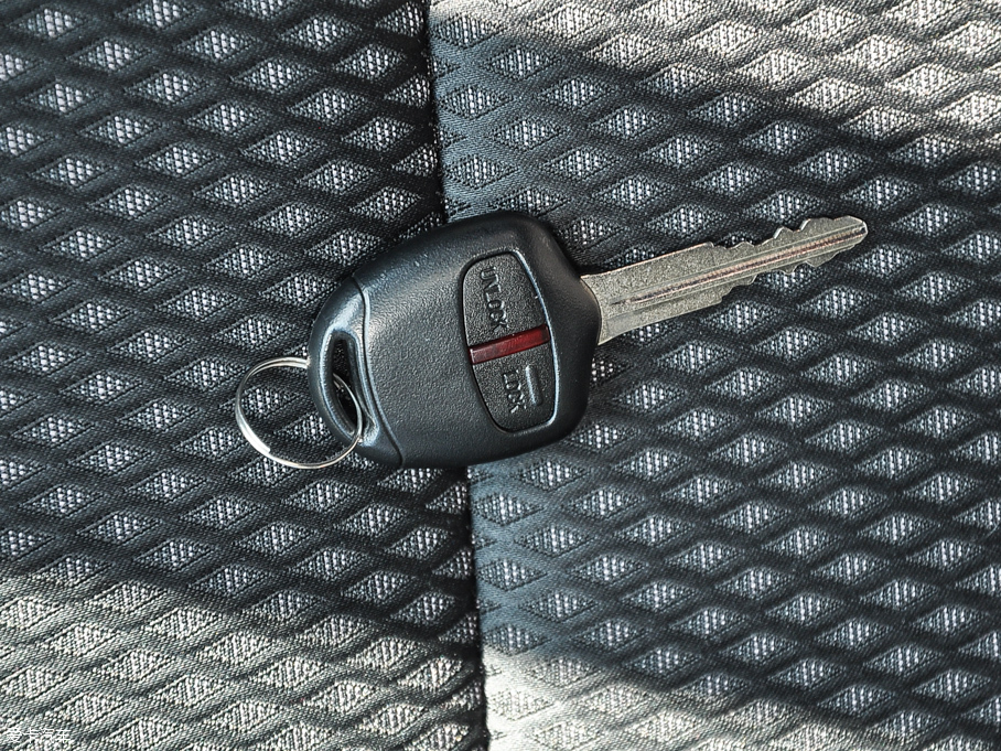 2016W{£Mڣ 2.0L ֵ 5