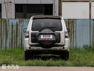 三菱(進(jìn)口)2016款帕杰羅