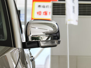 2016款3.0L 自动尊贵版 国V 后视镜