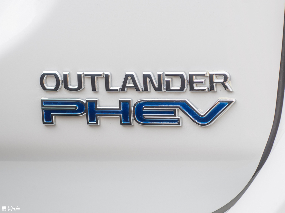 2016W{(ln)£M(jn)ڣ PHEV