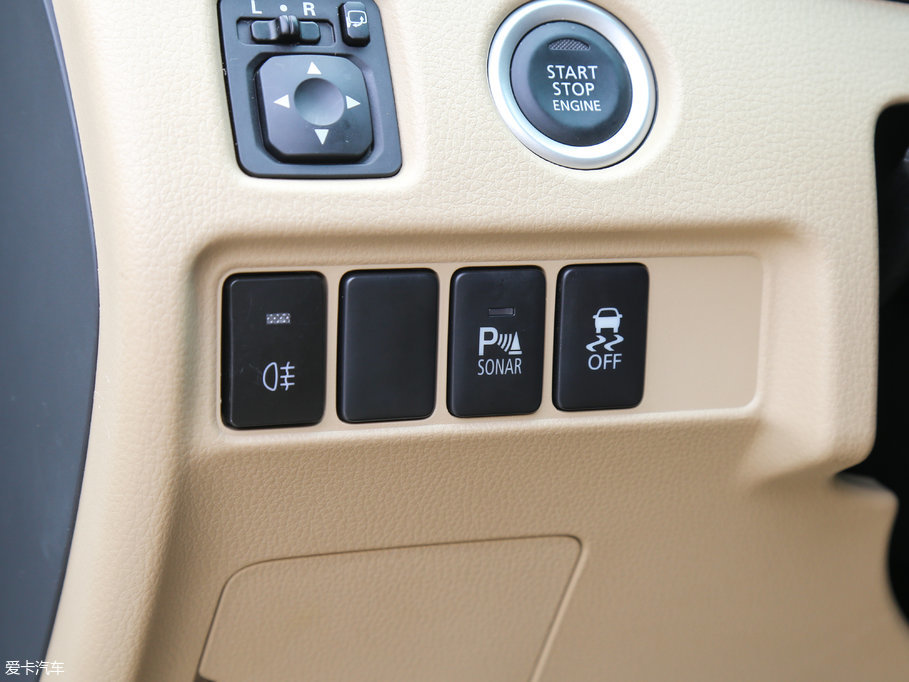 2017�������_���ŕ�(�M��) 3.0L ������