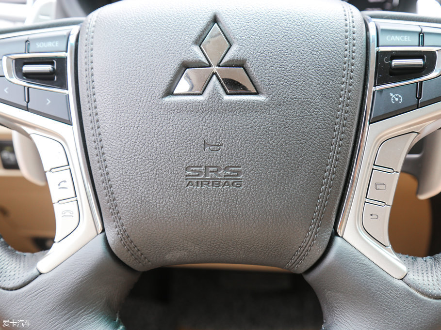 2017�������_���ŕ�(�M��) 3.0L ������