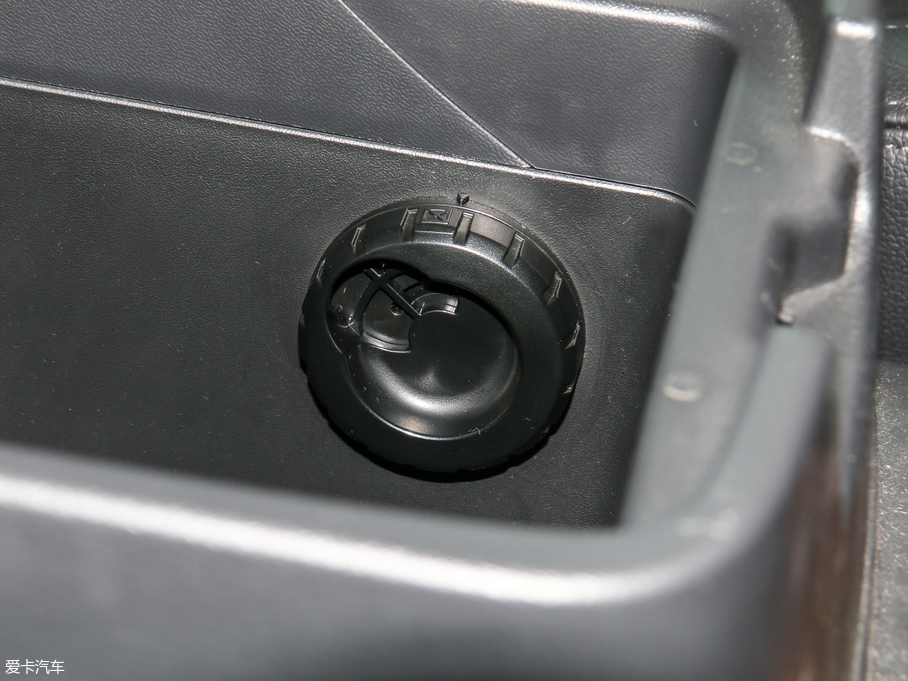 2018_(M(jn)) 3.0L ԄF